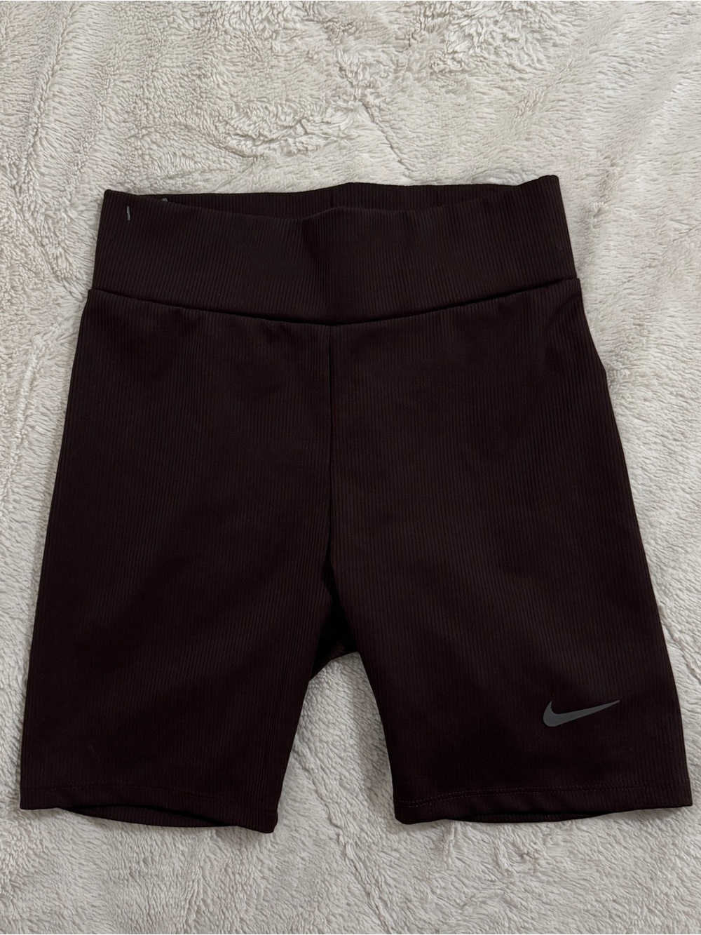 Nike Women's Brown Ribbed High Rise Biker Shorts